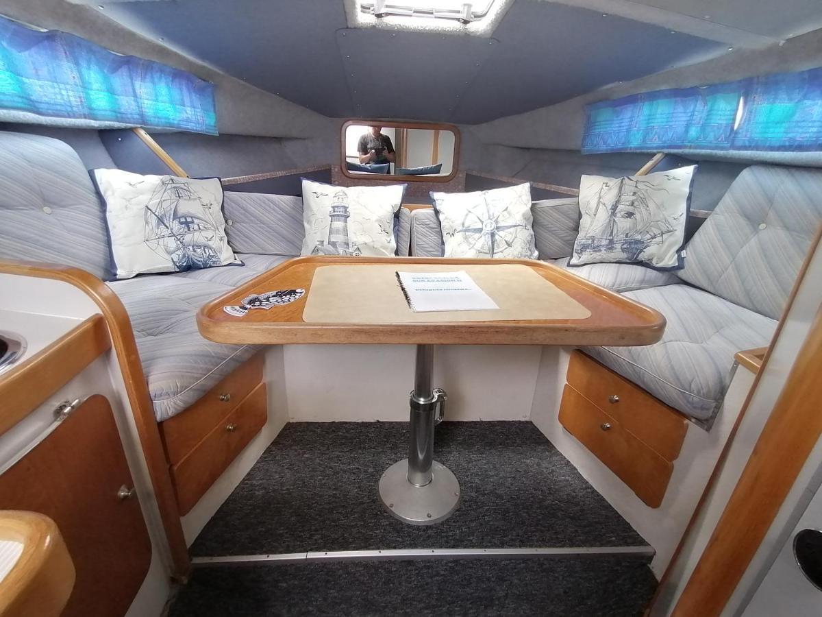 Sejour Insolite Sur Un Yacht. Bateau Hotel A Quai. ลาโรแชล ภายนอก รูปภาพ